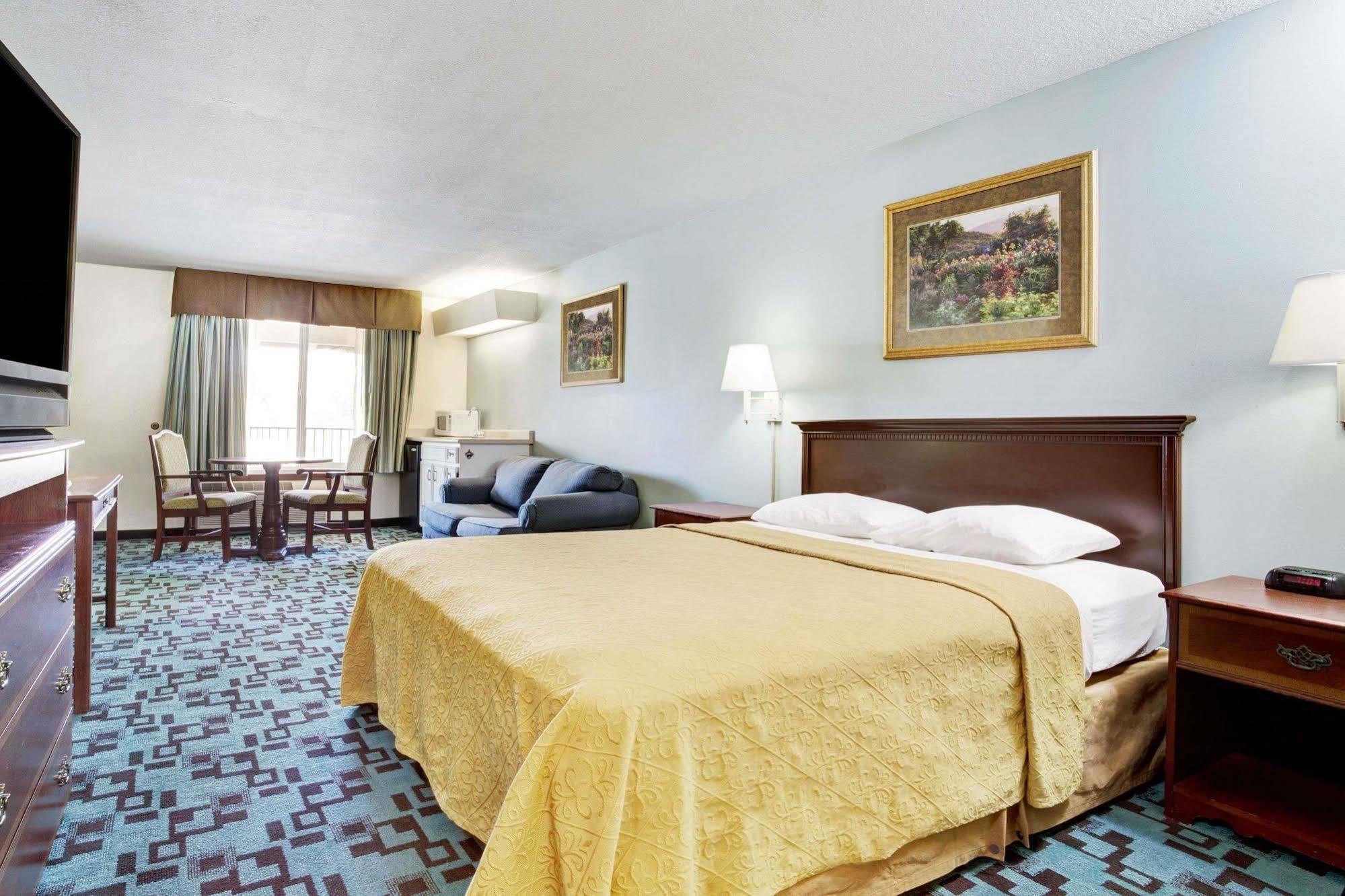 Super 8 Creswell/South Eugene Hotell Eksteriør bilde